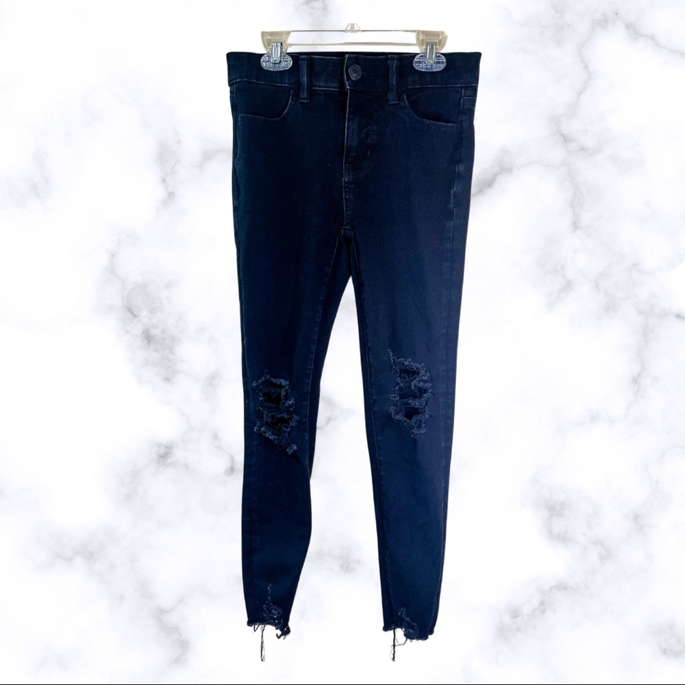 American Eagle The Dream Jean Distressed Skinny 0 Short